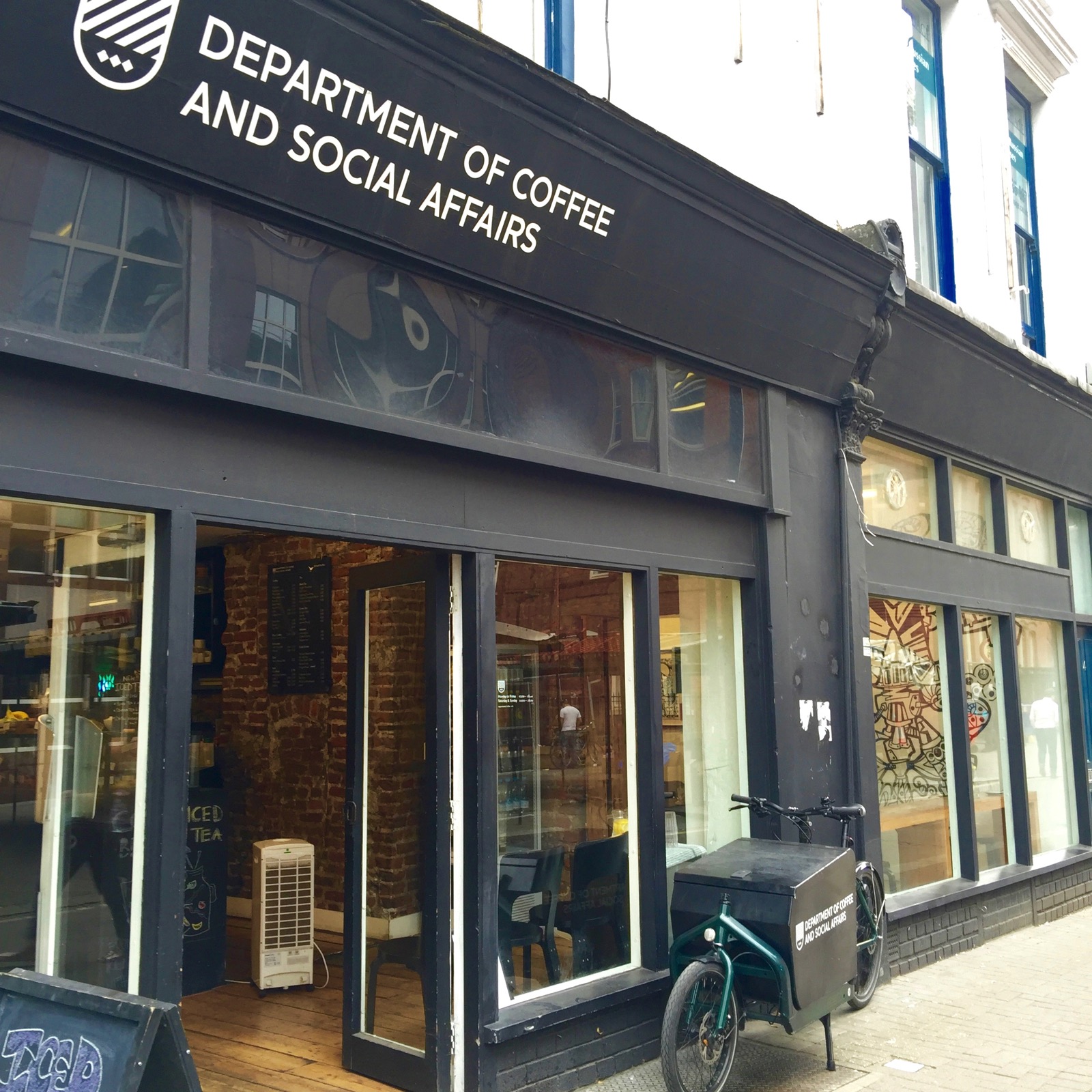 Department of Coffee and Social Affairs外観